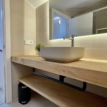 Duplex Deluxe Marconia 5 Pax *